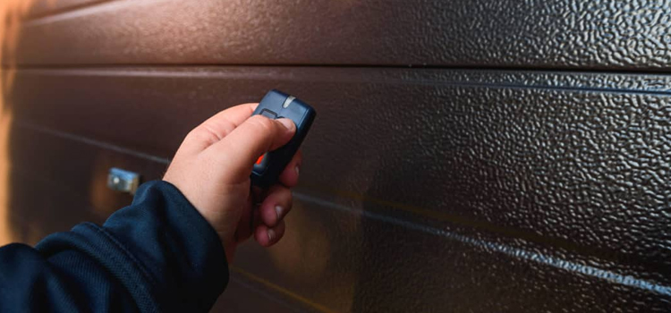 automatic door opener with remote control in Ukiah
